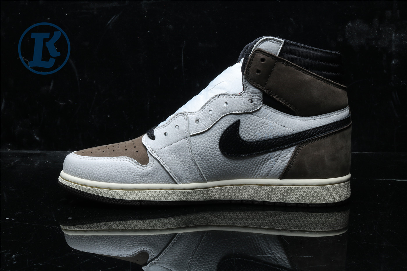Air Jordan 1 Black Dark Mocha 2.0